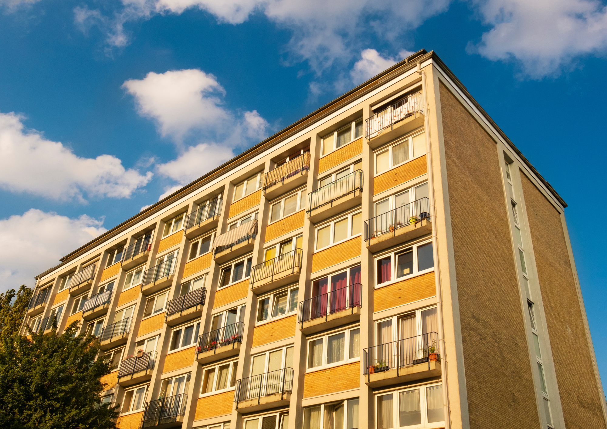Trouvez un logement social auprès des bailleurs sociaux du territoire avec l’annuaire de la CCSB.